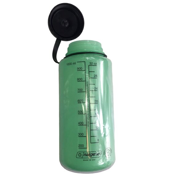 New Green Plastic NALGENE Water Bottle. Black Screw Top Lid. Eagle Design. - Picture 2 of 13